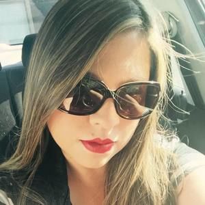 Meet your Posher, Gabriela